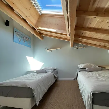 Apartment 3 Chambres, Calme, Vue Imprenable, Refait A Neuf *